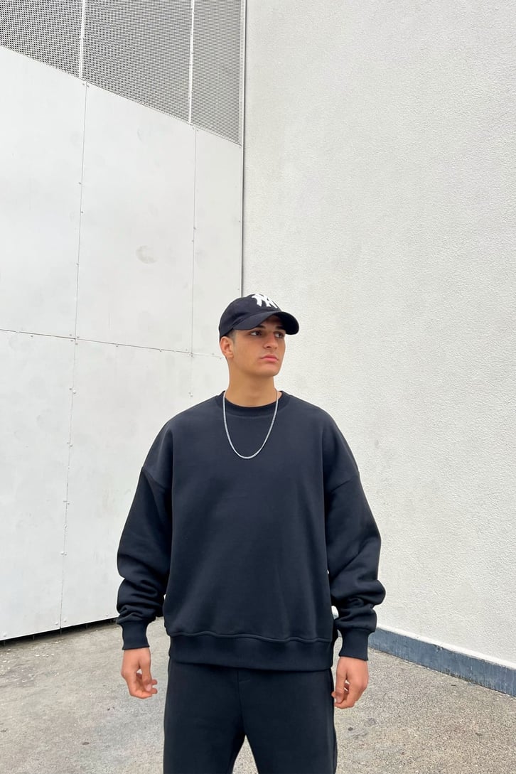 Flaw Atelier Basic Outfit Eşofman Takımı ve Beyaz Çorap