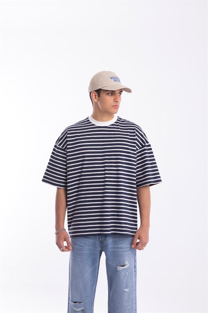 Flaw Atelier Beyaz Çizgili Lacivert Oversize Tshirt