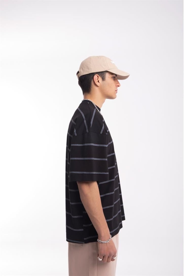 Flaw Atelier Çizgili Siyah Oversize Tshirt