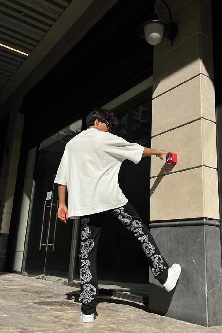Flaw Atelier Cobra Baskılı Regular Siyah Fit Jean