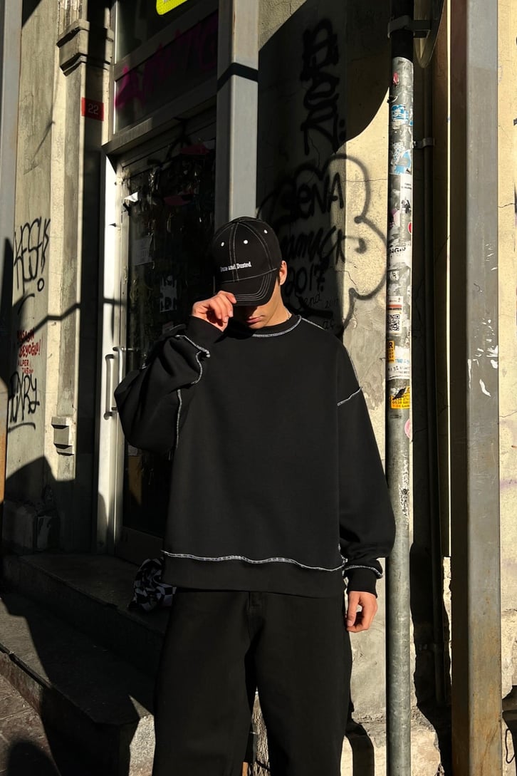 Flaw Atelier Kontrast Dikiş Siyah Oversize Sweatshirt