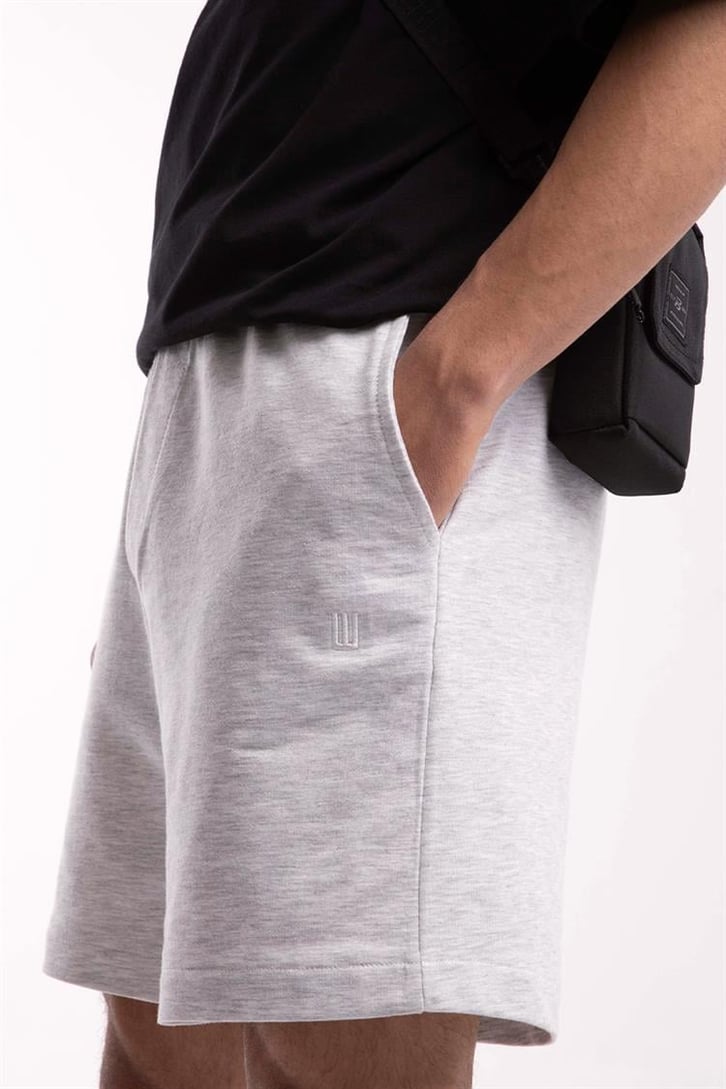 Flaw Atelier Logo Nakışlı Gri Melanj Şort