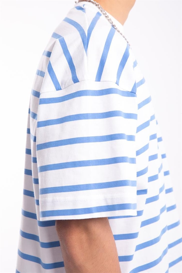 Flaw Atelier Mavi Çizgili Beyaz Oversize Tshirt 