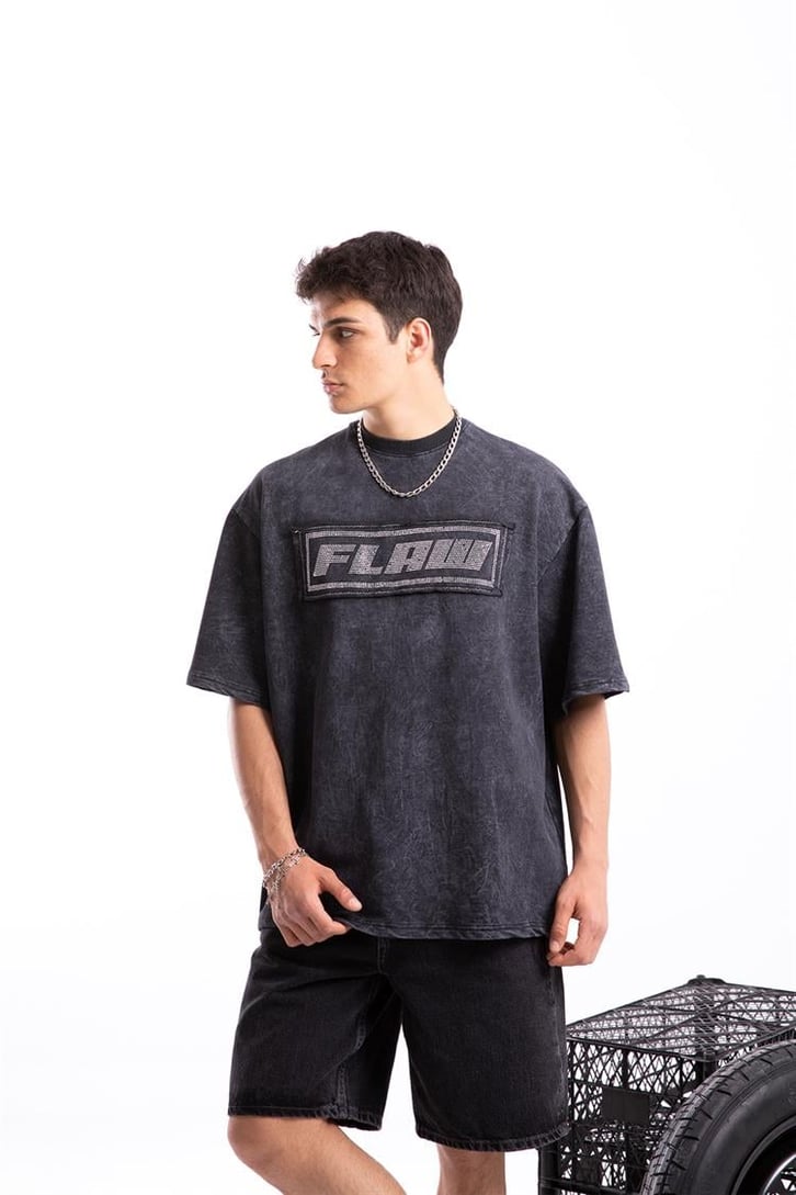 Flaw Atelier Taş İşlemeli Acid Wash Oversize Tshirt