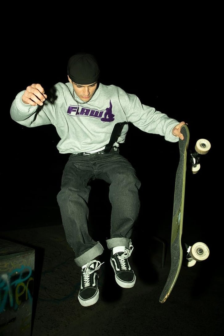 Flaw Skateboard Nakışlı Gri Oversize Sweatshirt
