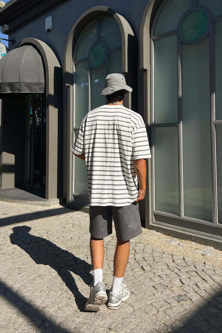 FlawCult Nakışlı Çizgili Oversize Tişört