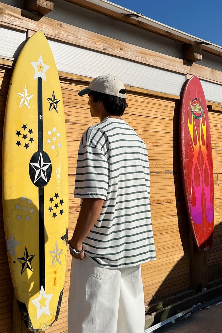 FlawCult Nakışlı Çizgili Oversize Tişört