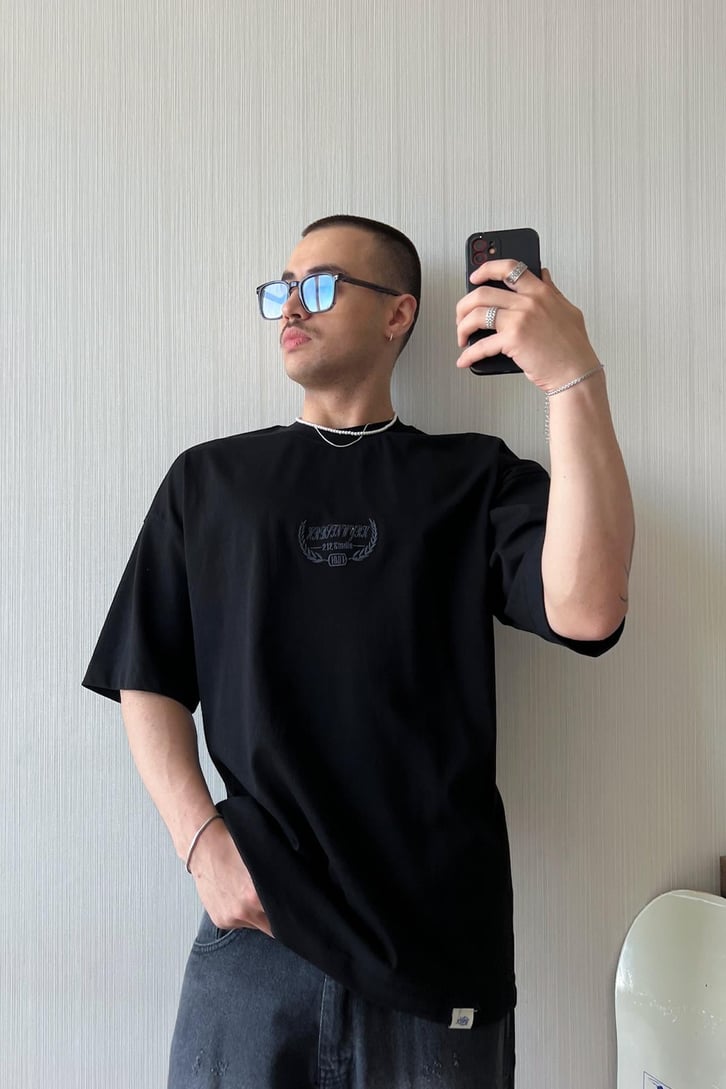 Fleur Nakışlı Oversize Tişört