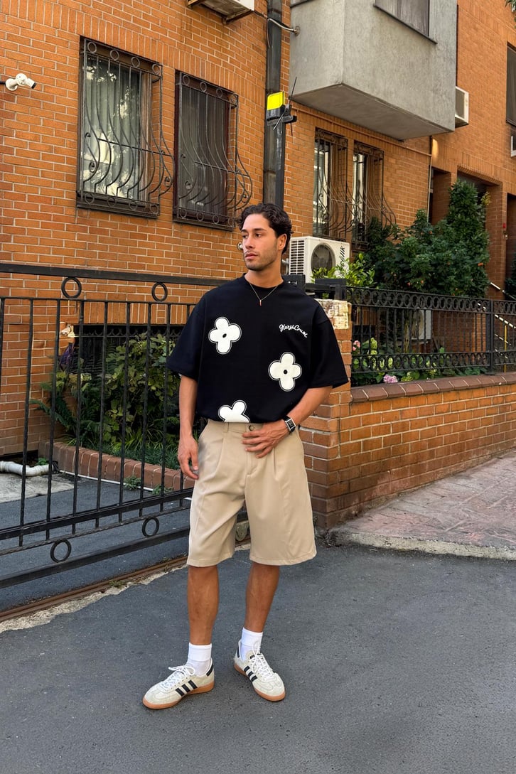 Flowers Nakışlı Oversize Tişört