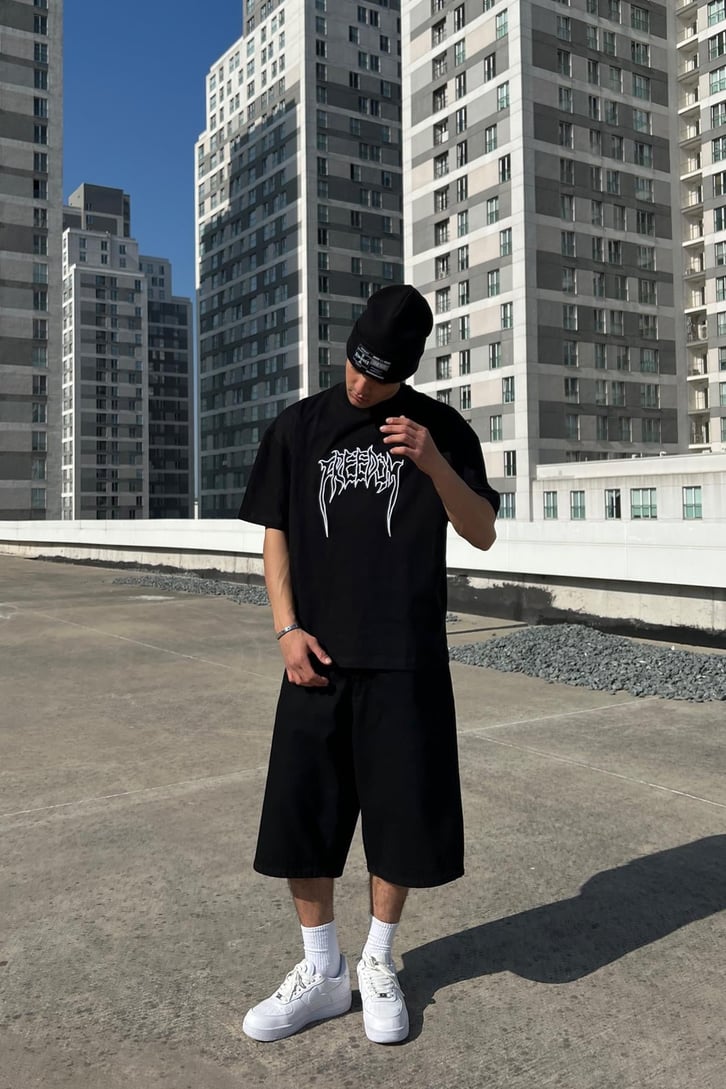 Freedom Nakışlı Siyah Oversize Tişört