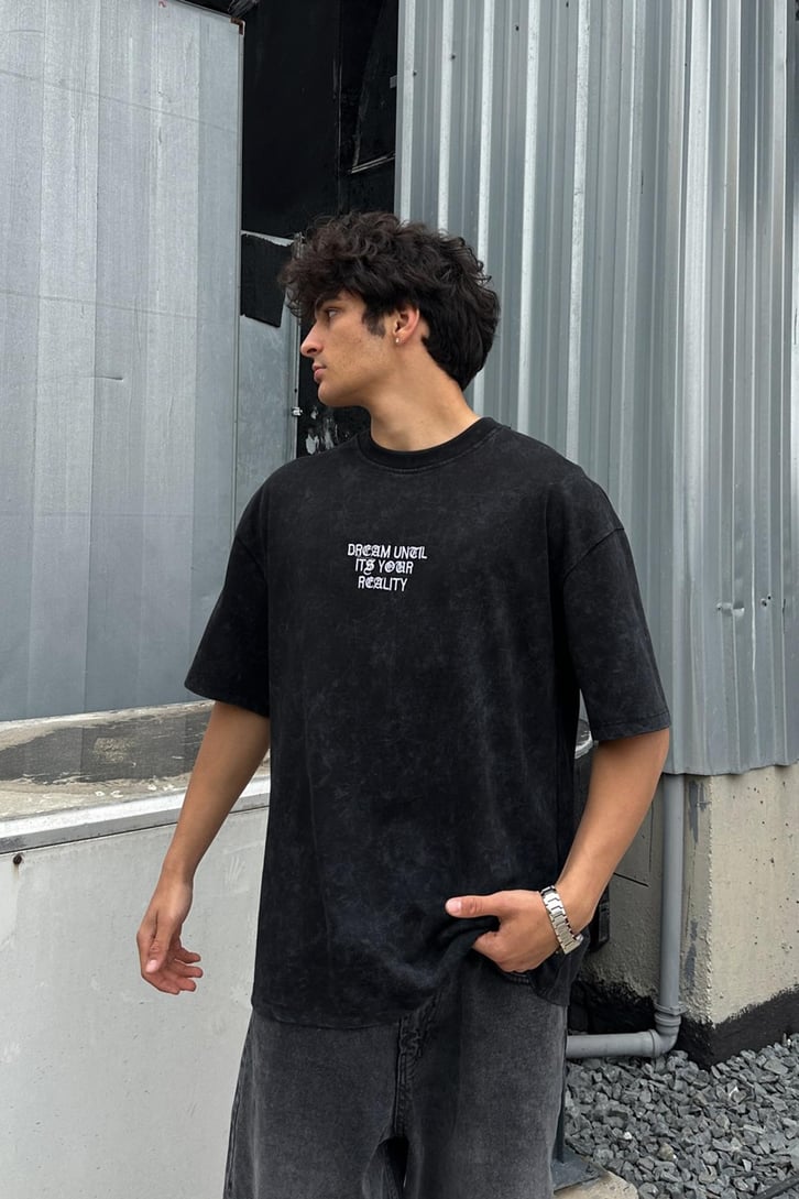 From Dream To Reality Acid Wash Nakışlı Oversize Tişört