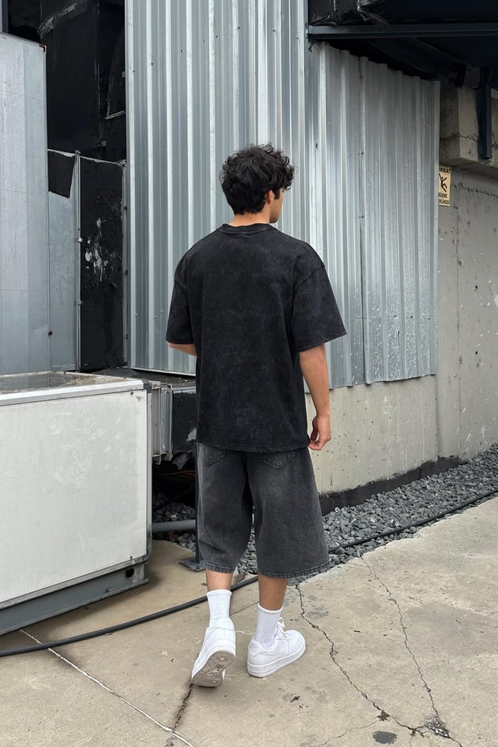 From Dream To Reality Acid Wash Nakışlı Oversize Tişört