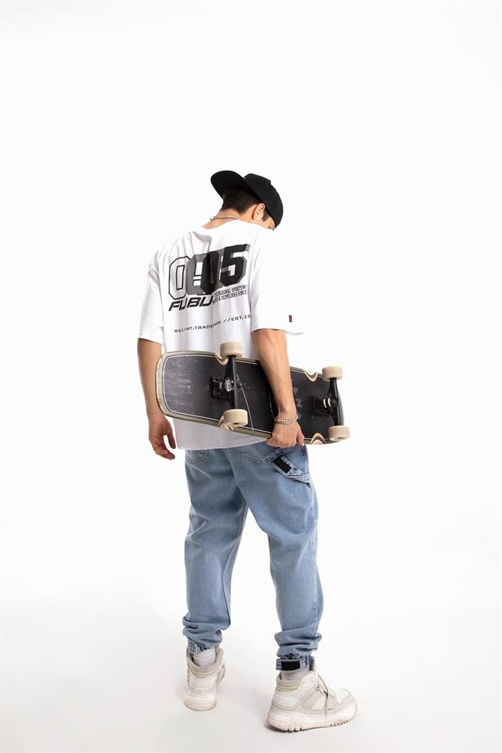 Fubu Baskılı Beyaz Oversize Tişört