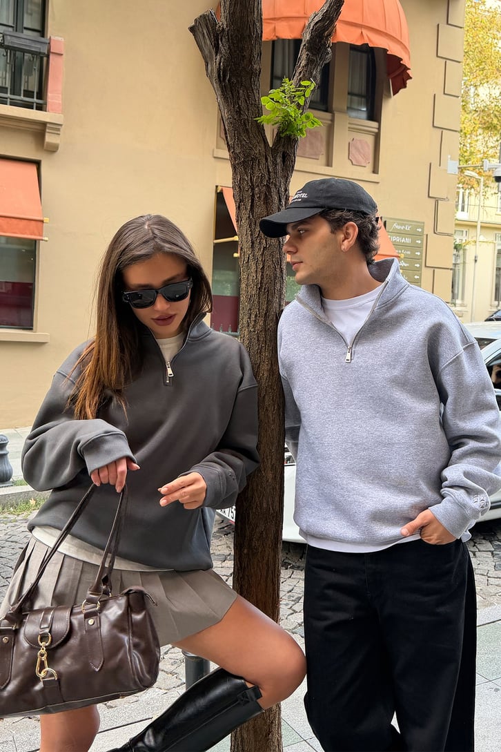 FW Star Relax Fit Half Zip Sweat