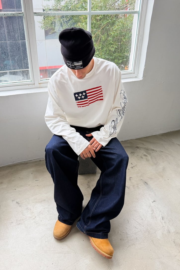 FW Stars Curved Long Sleeve