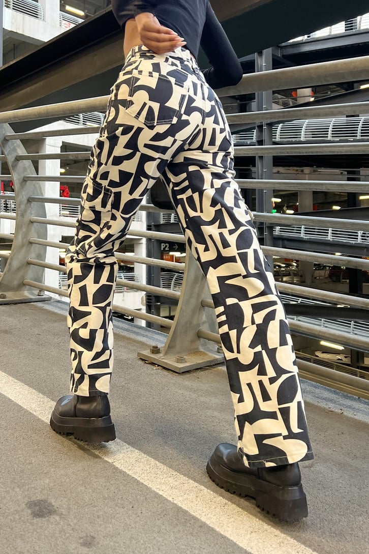 Geometrik Desen Siyah Baggy Jean