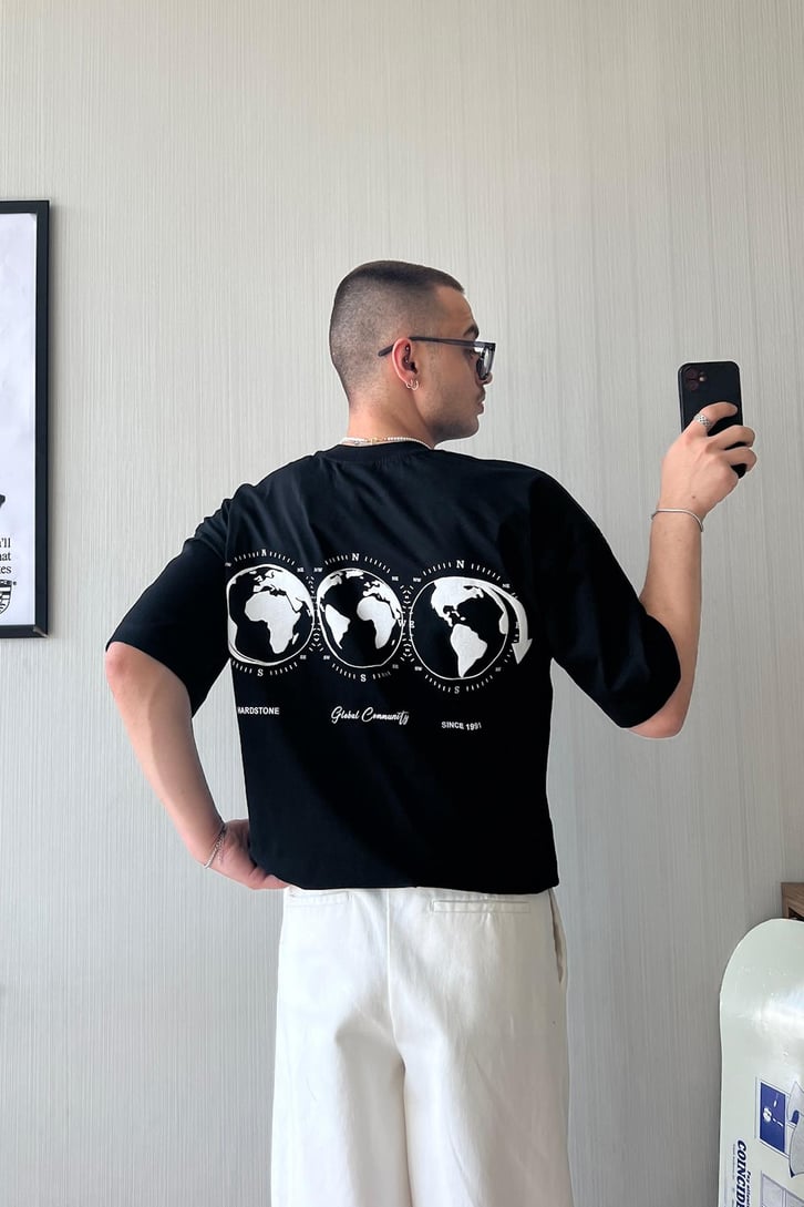 Global Community Baskılı Oversize Tişört