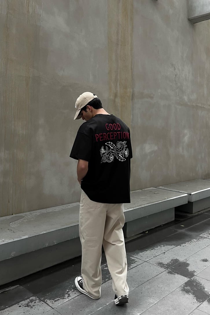 Good Perception Nakışlı Siyah Oversize Tişört