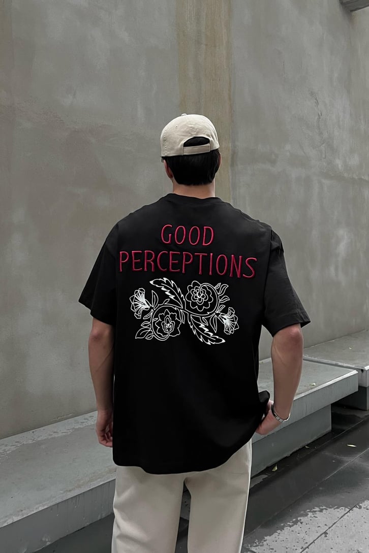 Good Perception Nakışlı Siyah Oversize Tişört