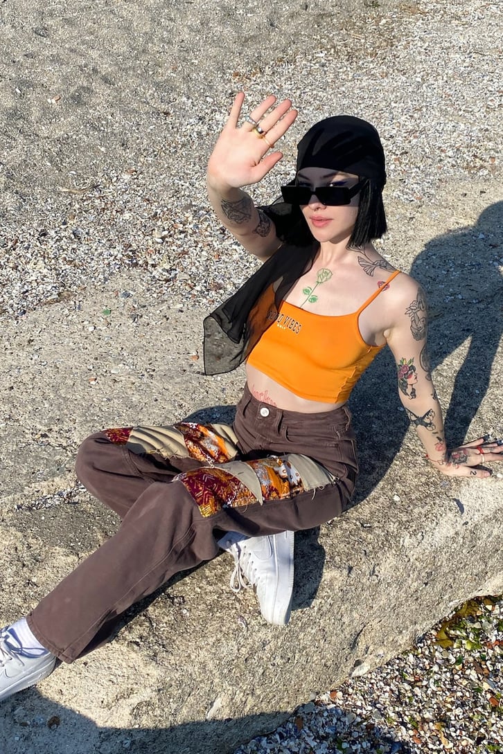 Good Vibes Baskılı Turuncu Askılı Crop