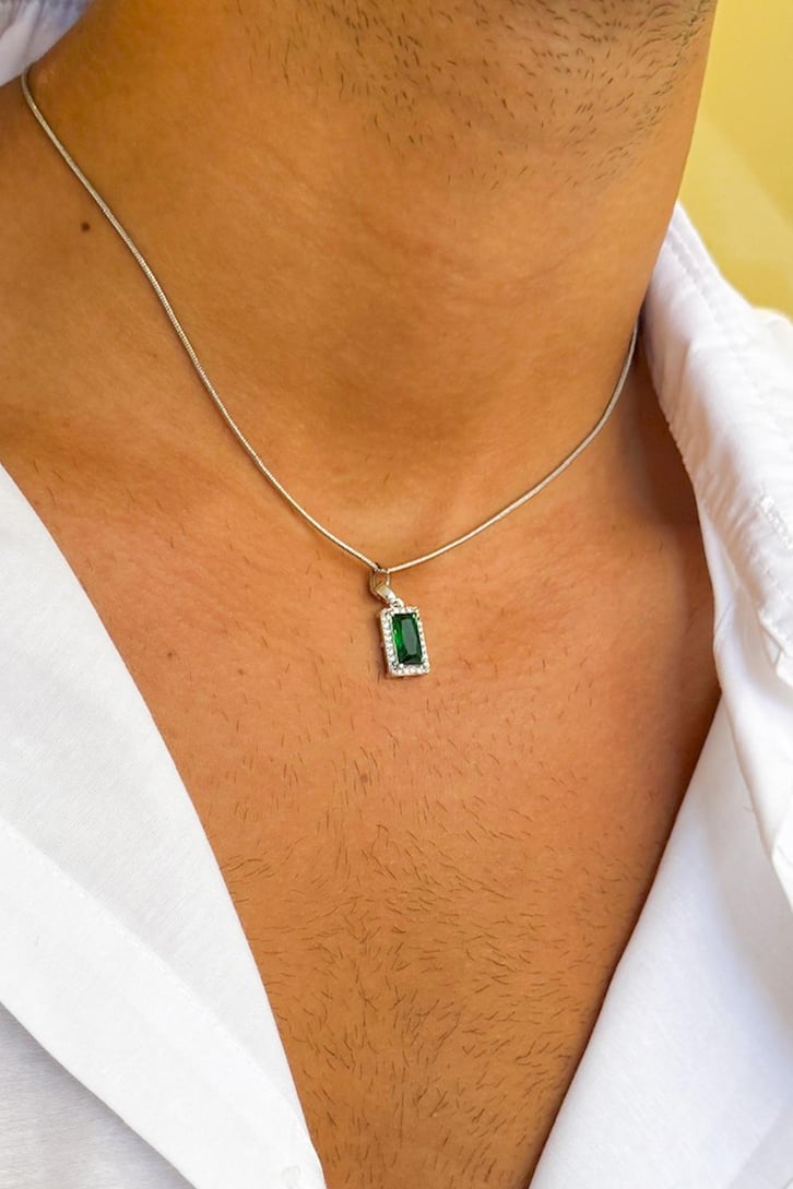 Green Stone Chain