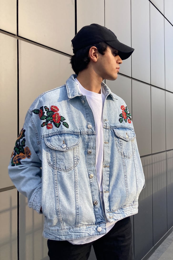 GÜL İŞLEMELİ DENIM JACKET