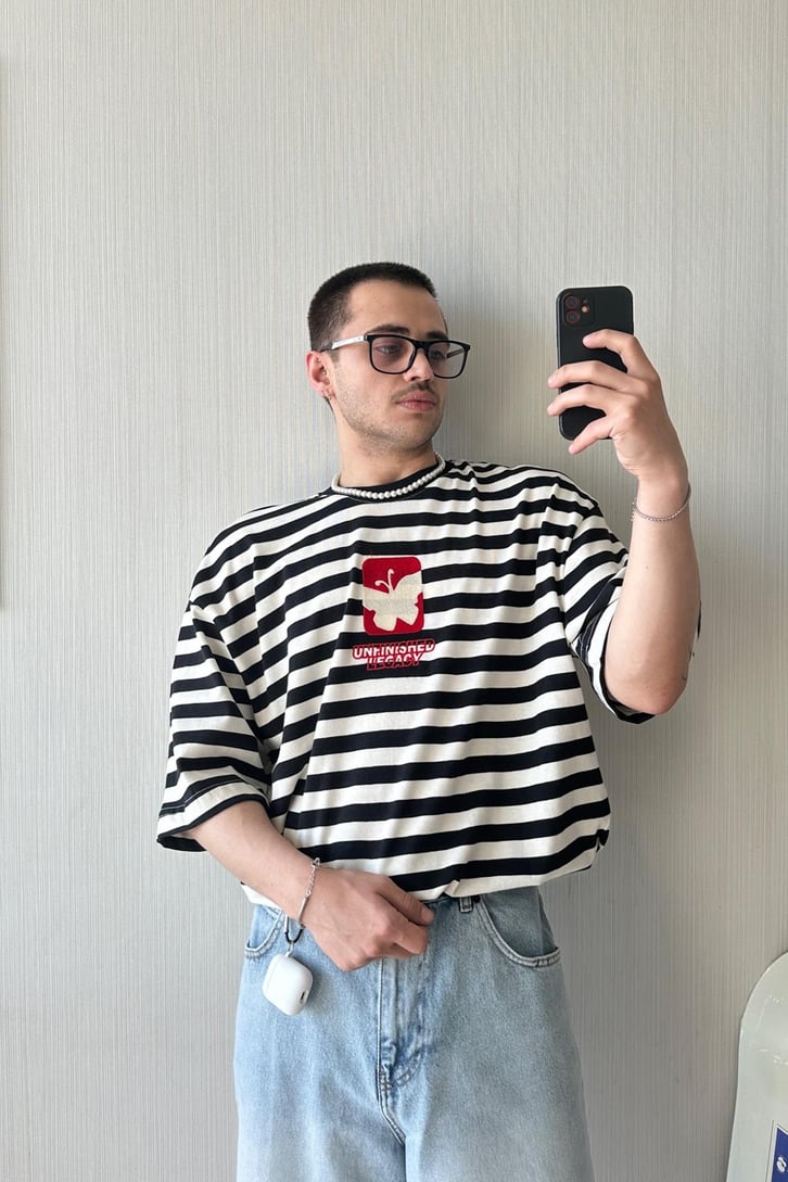 Half-Done Nakışlı Oversize Tişört