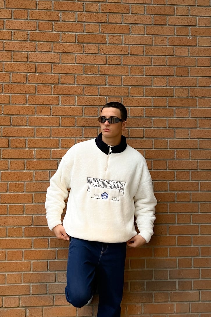 Half-Zip Nakışlı Peluş Sweatshirt