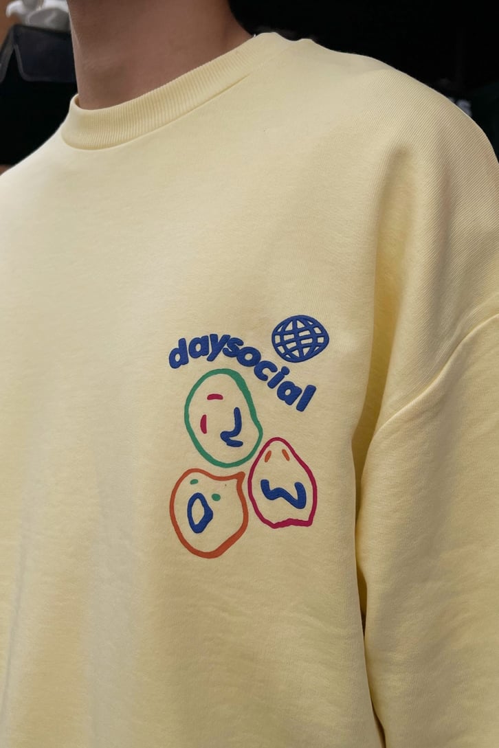 Happy Place Baskılı Sarı Oversize Sweatshirt