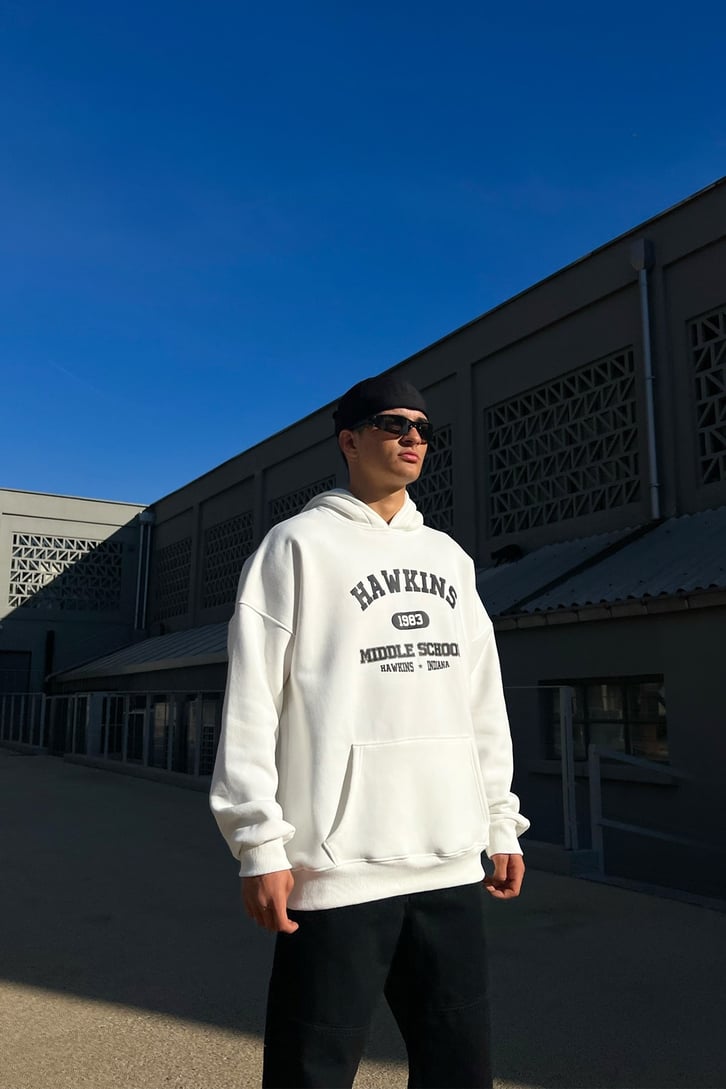 Hawkins Baskılı Beyaz Oversize Hoodie