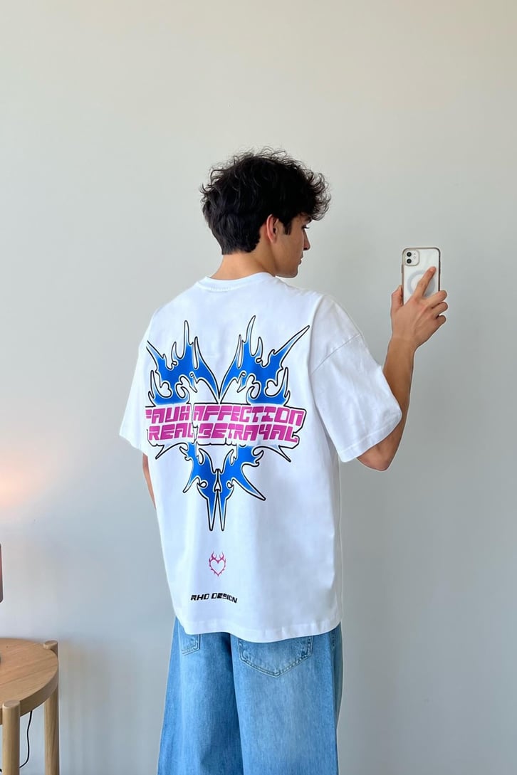 Heart Baskılı Siyah Oversize Tişört