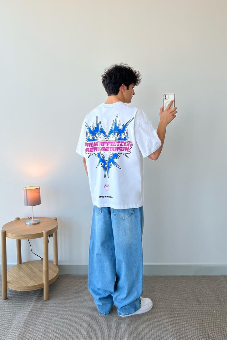 Heart Baskılı Siyah Oversize Tişört