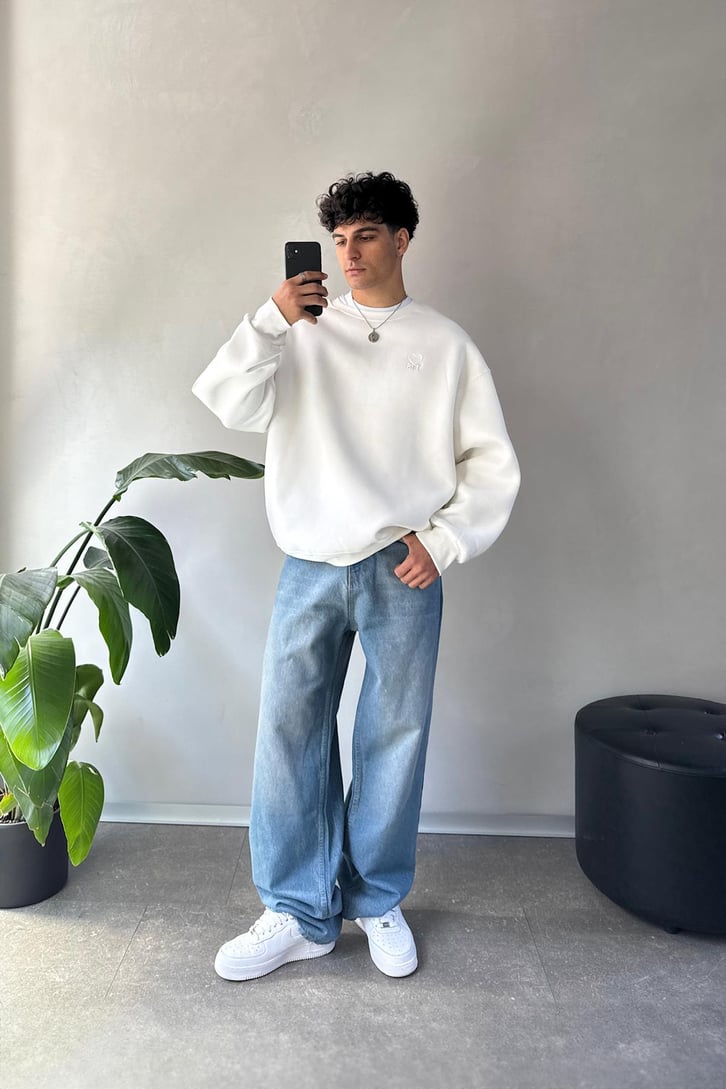 Heart Nakışlı Bisiklet Yaka Sweatshirt