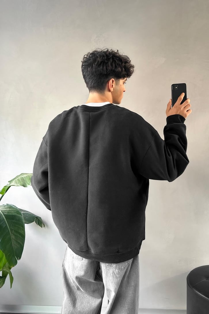 Heart Nakışlı Bisiklet Yaka Sweatshirt