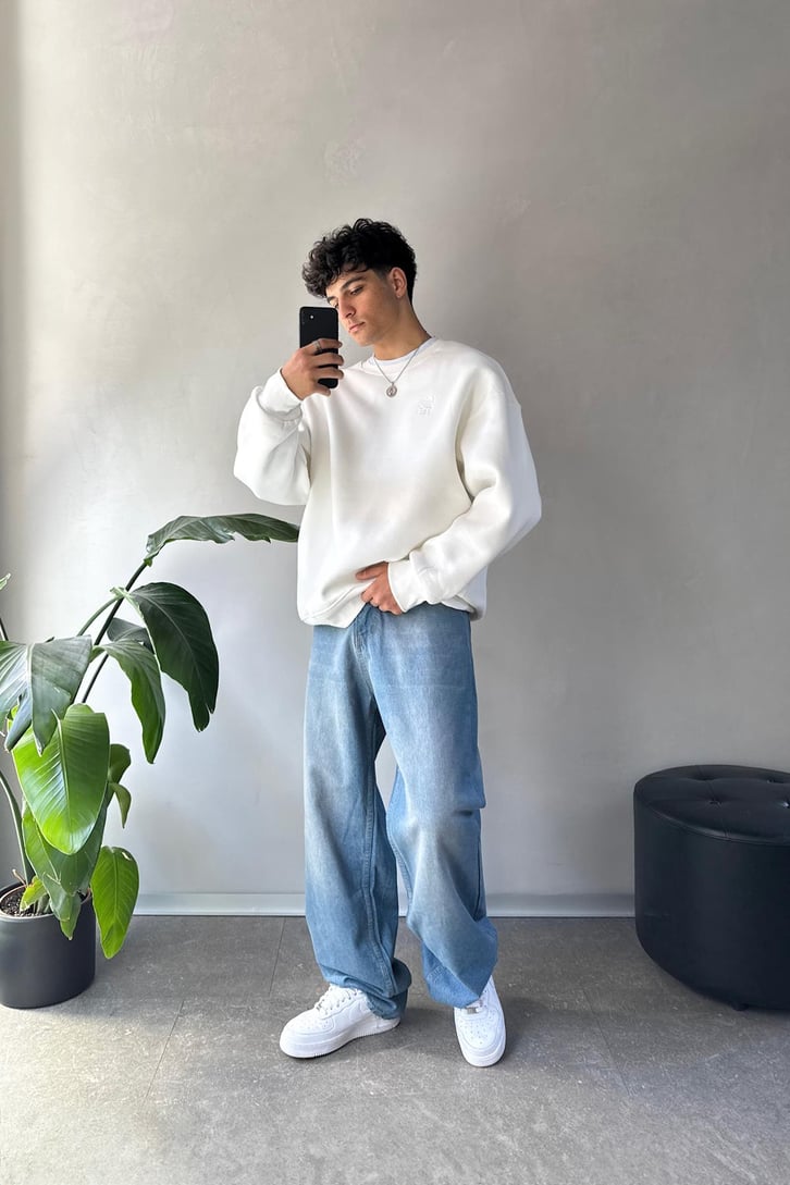 Heart Nakışlı Bisiklet Yaka Sweatshirt