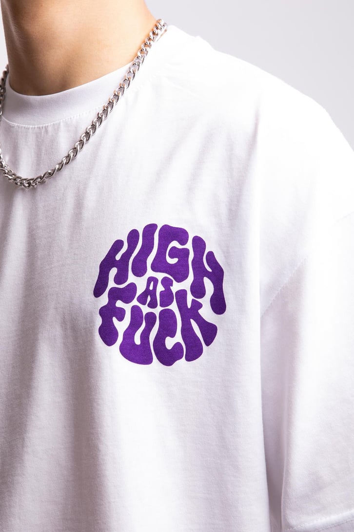 High As Fuck Baskılı Beyaz Oversize Tshirt