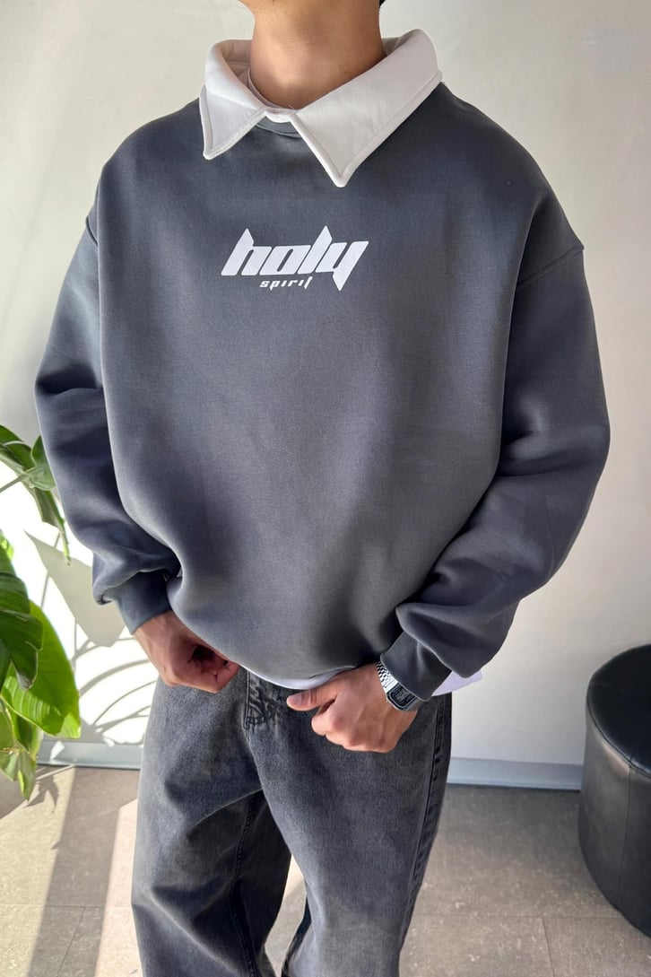Holy Baskılı Polo Yaka Sweatshirt