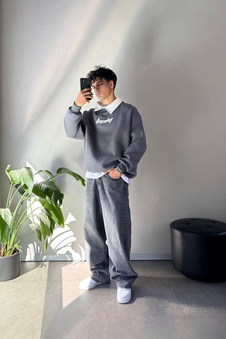 Holy Baskılı Polo Yaka Sweatshirt