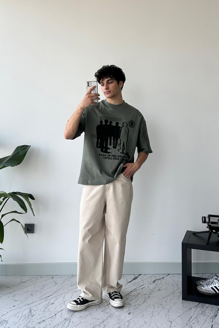 Humans Baskılı Beyaz Oversize Tişört