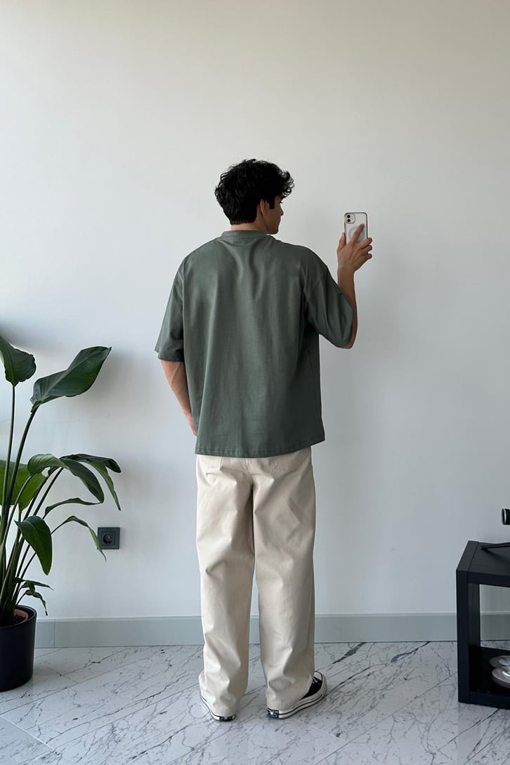 Humans Baskılı Beyaz Oversize Tişört