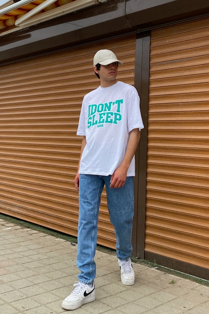 I Don't Sleep Baskılı Oversize Tshirt