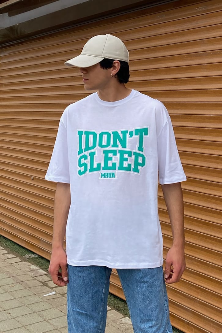 I Don't Sleep Baskılı Oversize Tshirt