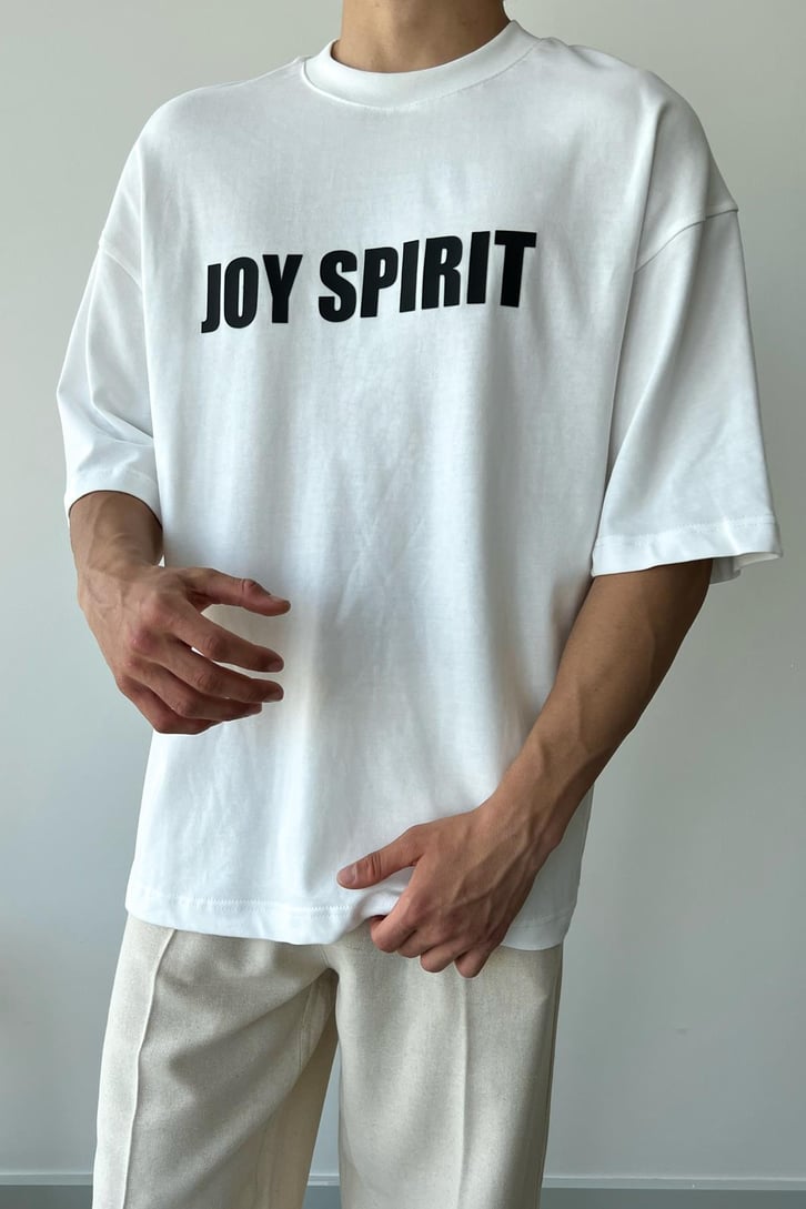 Joy Spirit Baskılı Siyah Oversize Tişört