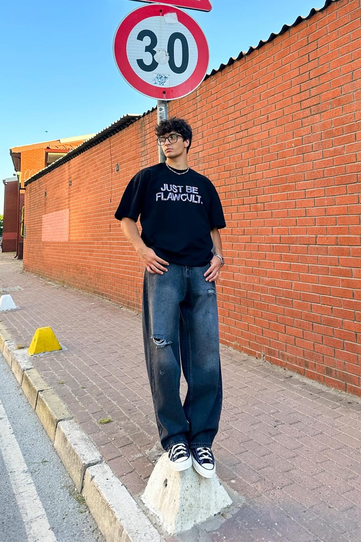 Just Be Taş İşlemeli Oversize Tişört