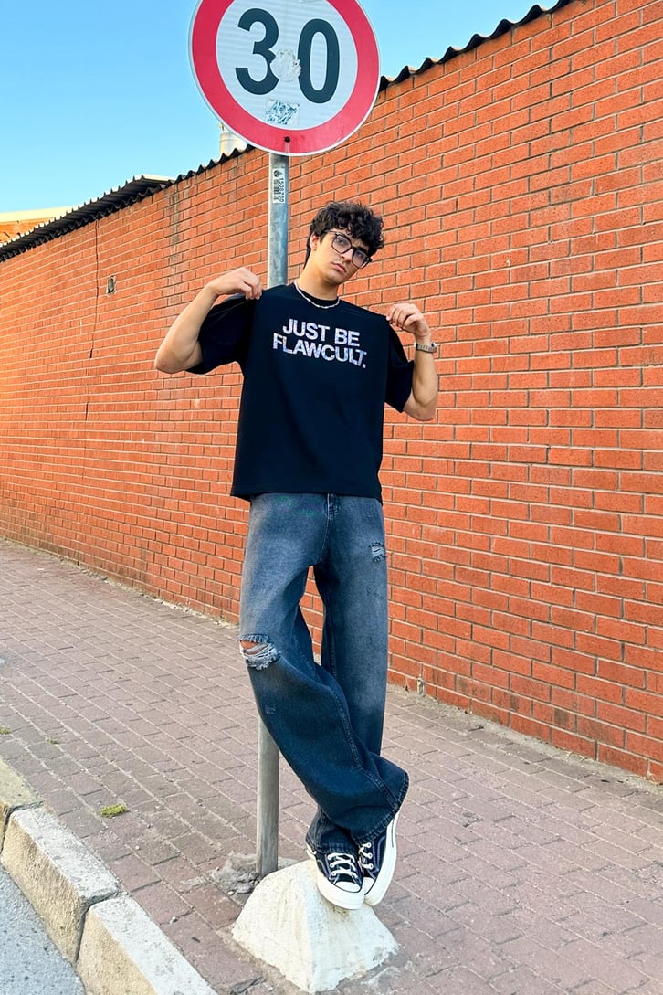 Just Be Taş İşlemeli Oversize Tişört
