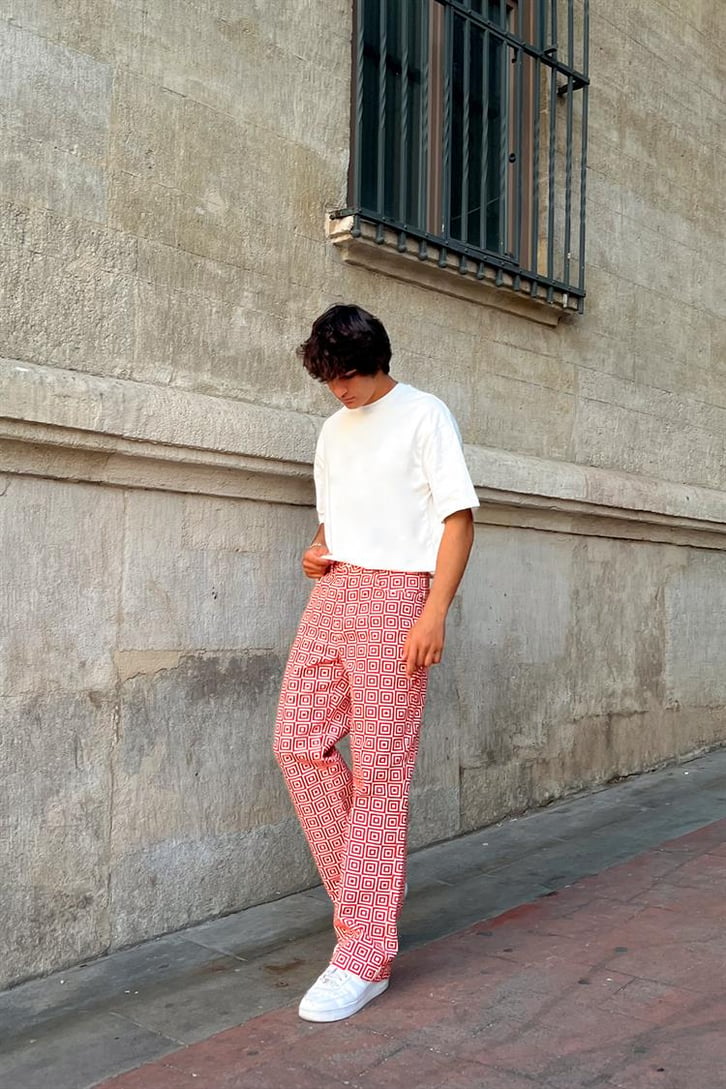 Kare Desenli Kırmızı Baggy Jean