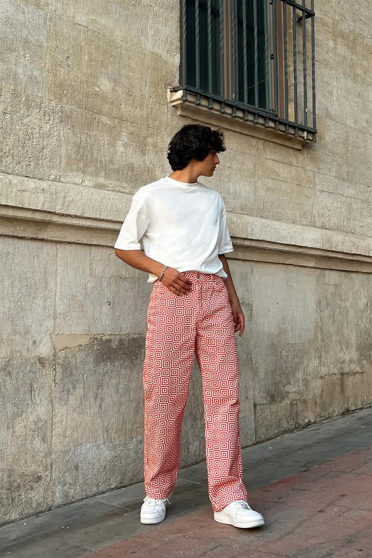 Kare Desenli Kırmızı Baggy Jean
