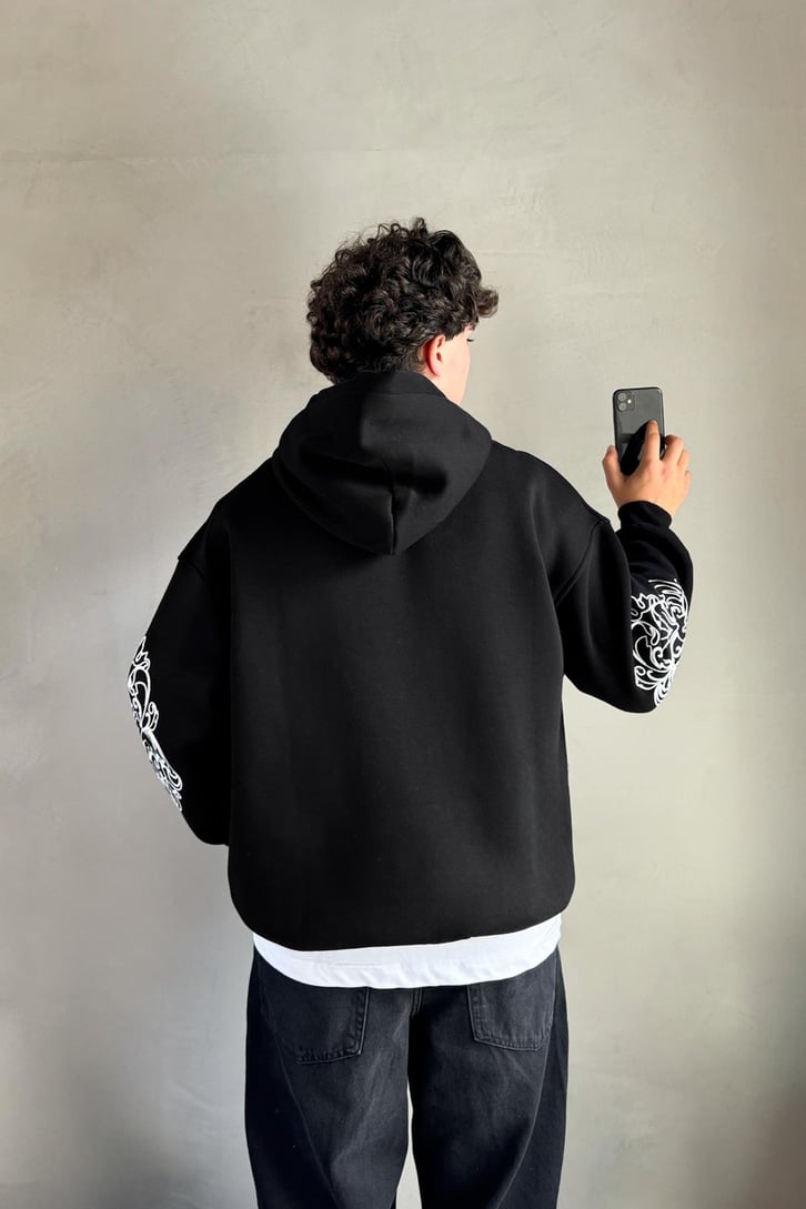Kol Nakış Detaylı Oversize Hoodie