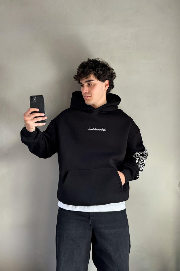 Kol Nakış Detaylı Oversize Hoodie
