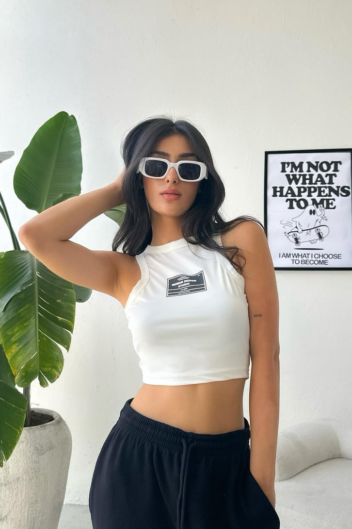 Label Baskılı Beyaz Crop